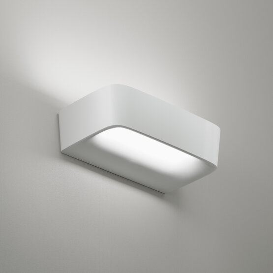 Lámpara de pared Aki, Aplique de pared en aluminio reciclable blanco