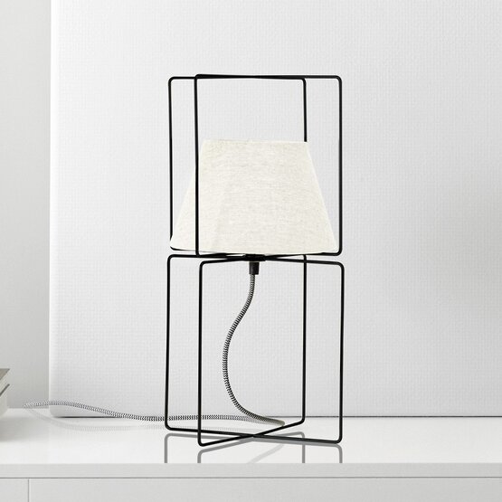 Nouvelle lampe à poser Kengo, Lampe à poser en tissu blanc et métal noir mat